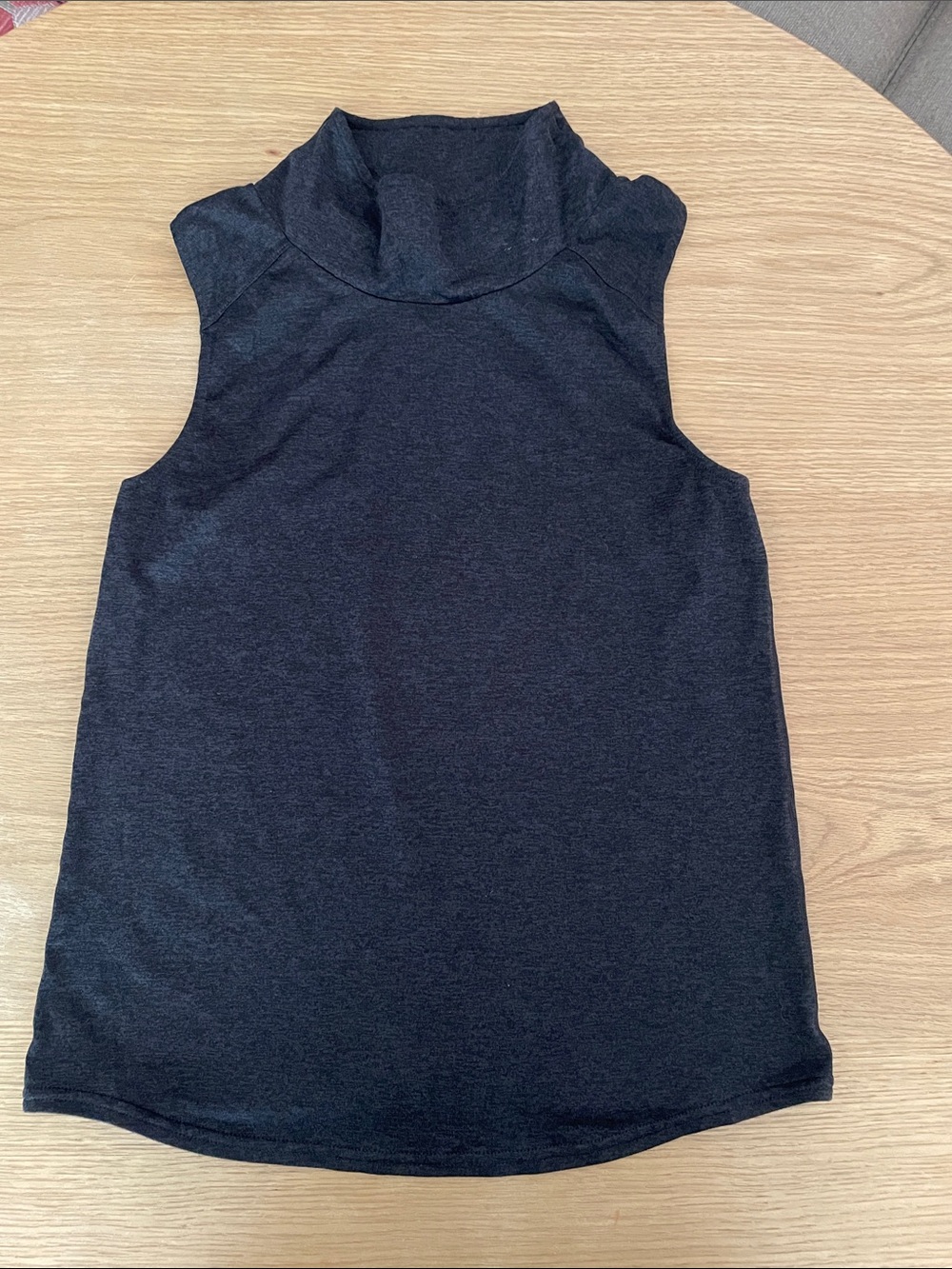Oiselle mock neck tank top - size 2